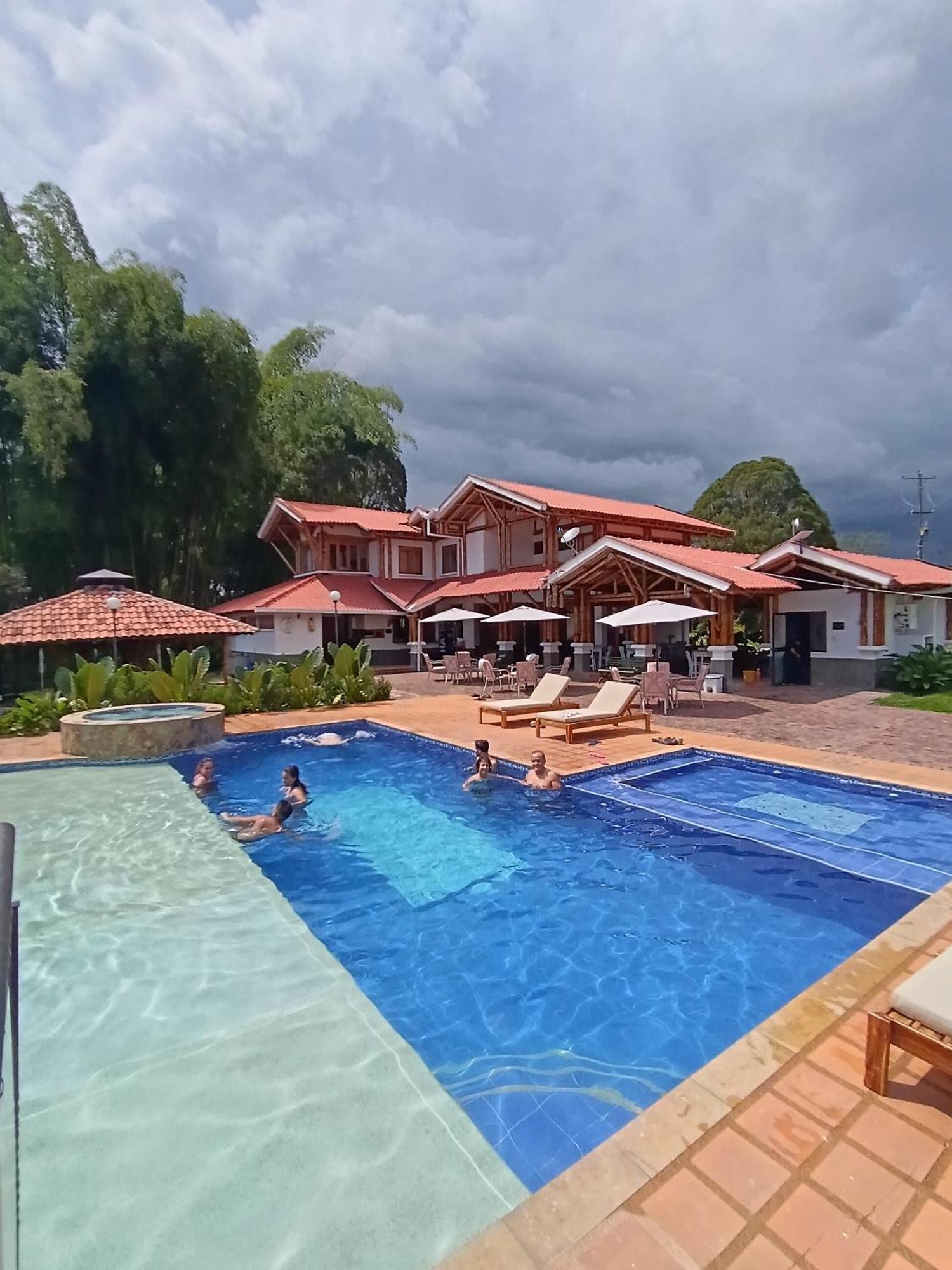 Finca Hotel Santana Montenegro Eksteriør bilde